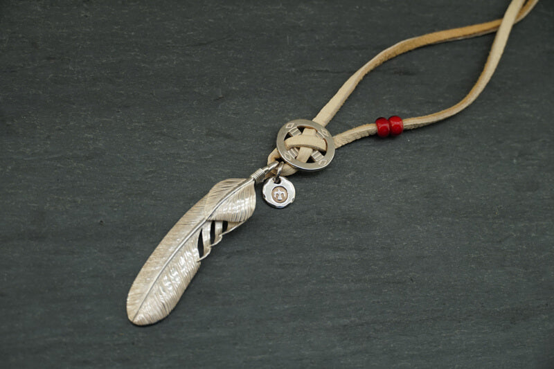 Leather and Pendant Set Necklace – Cotton Sheep