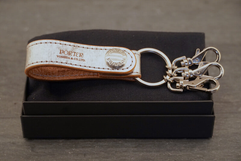 Porter Foil Key Holder – Cotton Sheep
